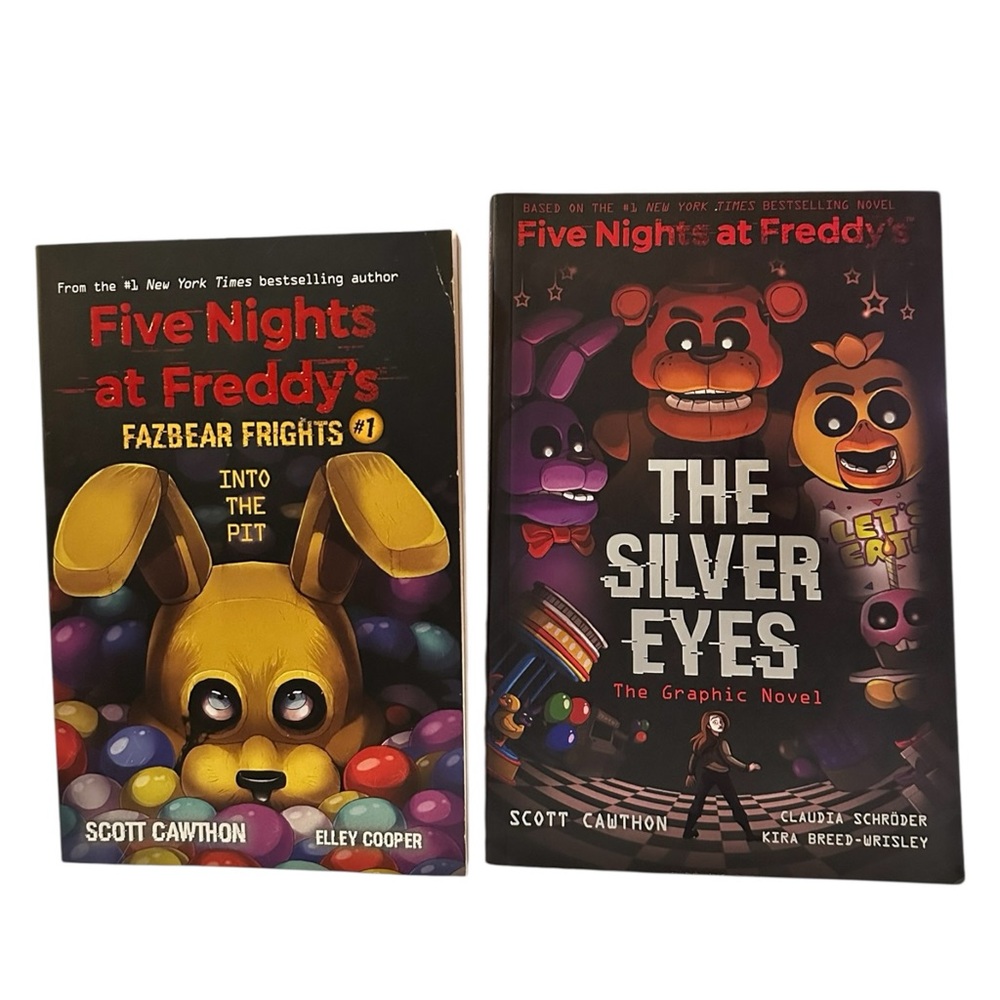 Five Nights at Freddy’s Book Bundle Fazbear Frights #1 + Silver Eyes Graphic - Picture 5 of 5